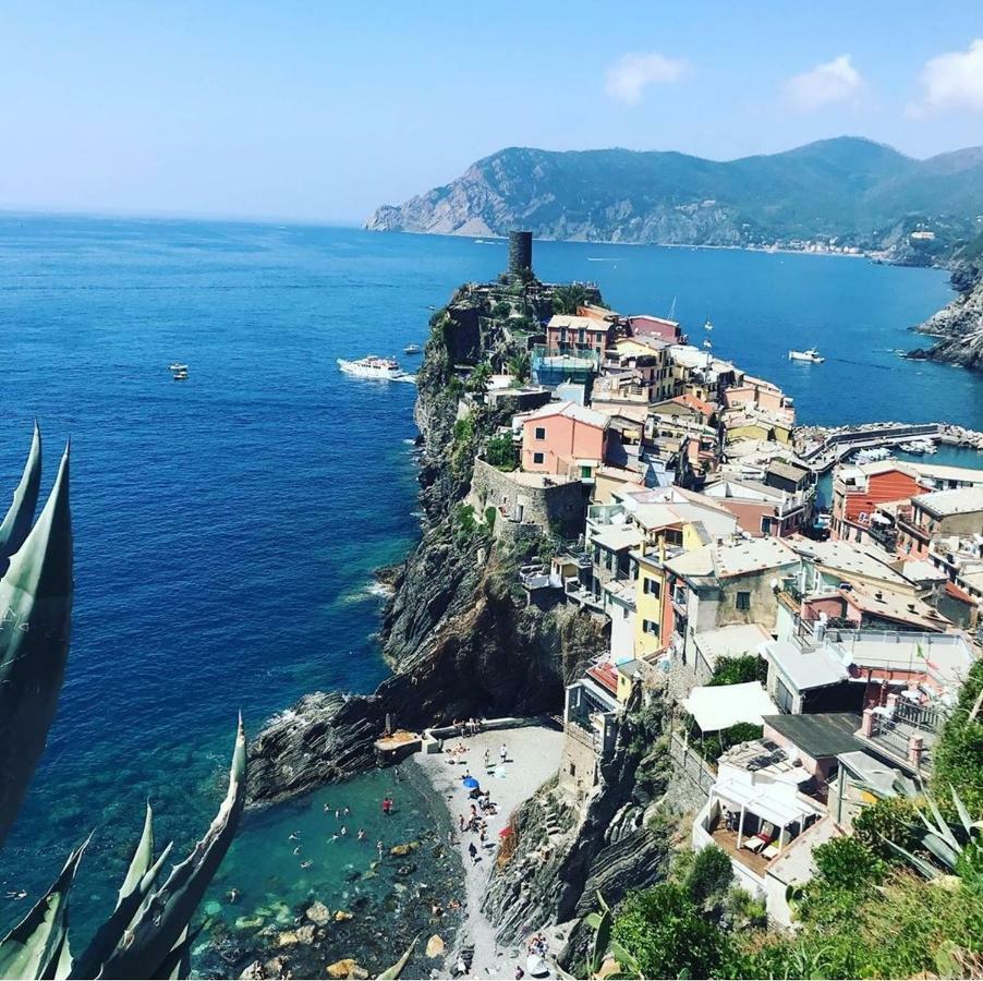 I Tre Grappoli Villa Corniglia Exterior photo
